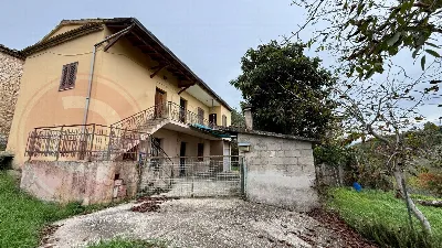 Rustico/Casale a Boville Ernica