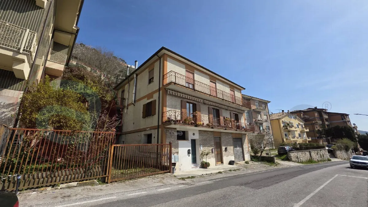 Casa Indipendente in vendita ad Arce - foto 5