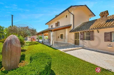 Villa a Pontecorvo