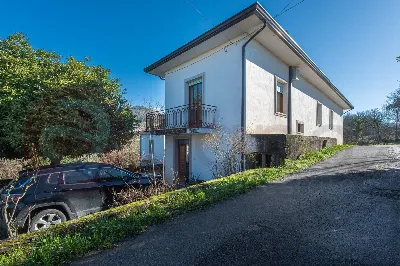 Villa a Arpino