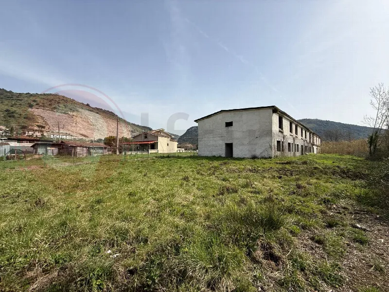Rustico/Casale in vendita a Arce - foto 4