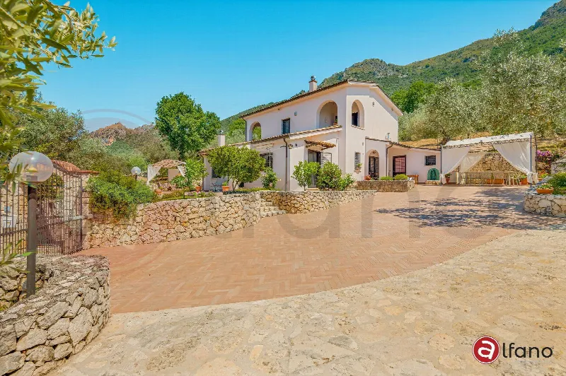 Villa in vendita a Castrocielo - foto 1