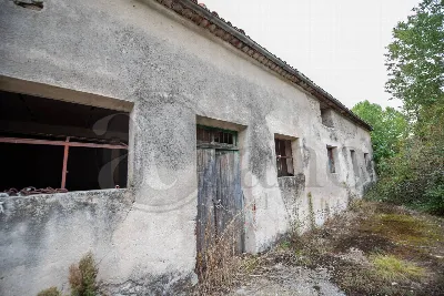 Rustico/Casale in vendita a Paterno - foto 3