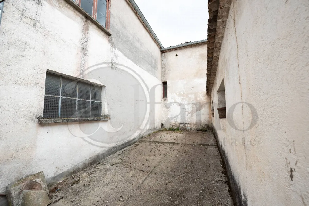 Rustico/Casale in vendita a Paterno - foto 5