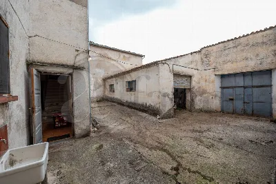 Rustico/Casale in vendita a Paterno - foto 6
