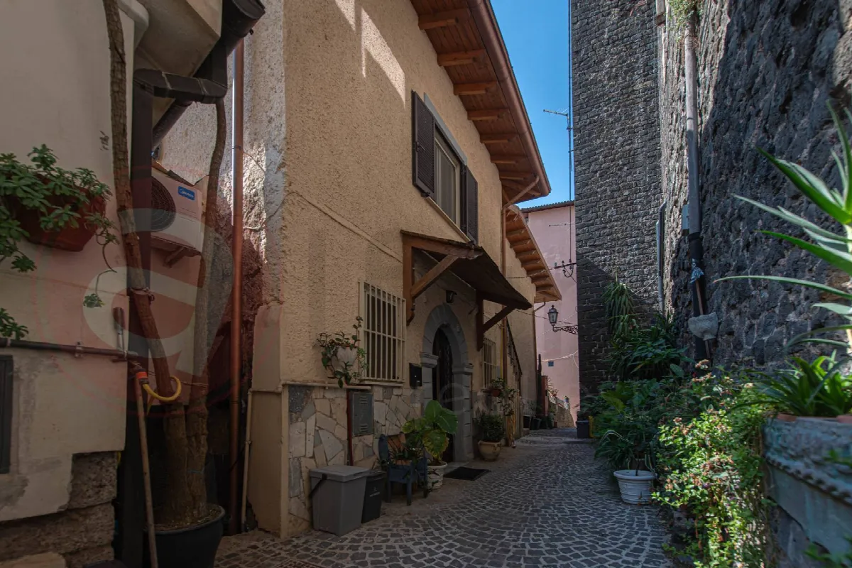 Rustico/Casale in vendita a Pofi - foto 3