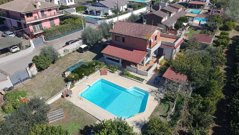 Villa in vendita a Genzano di Roma - foto 1