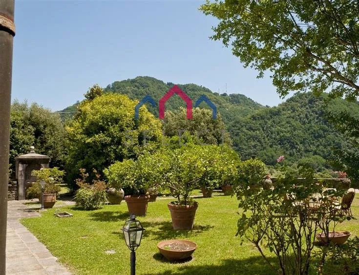 Villa in vendita a Bagni di Lucca - foto 2