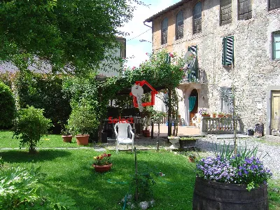 Casa Indipendente in vendita a Borgo a Moz... - foto 1
