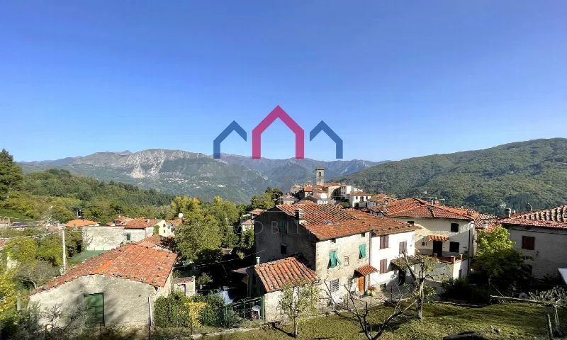 Casa Indipendente in vendita a Bagni di Lucca - foto 1
