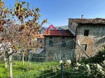 Casa Indipendente in vendita a Bagni di Lu... - foto 3