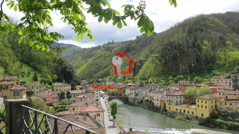 Casa Indipendente in vendita a Bagni di Lucca - foto 1