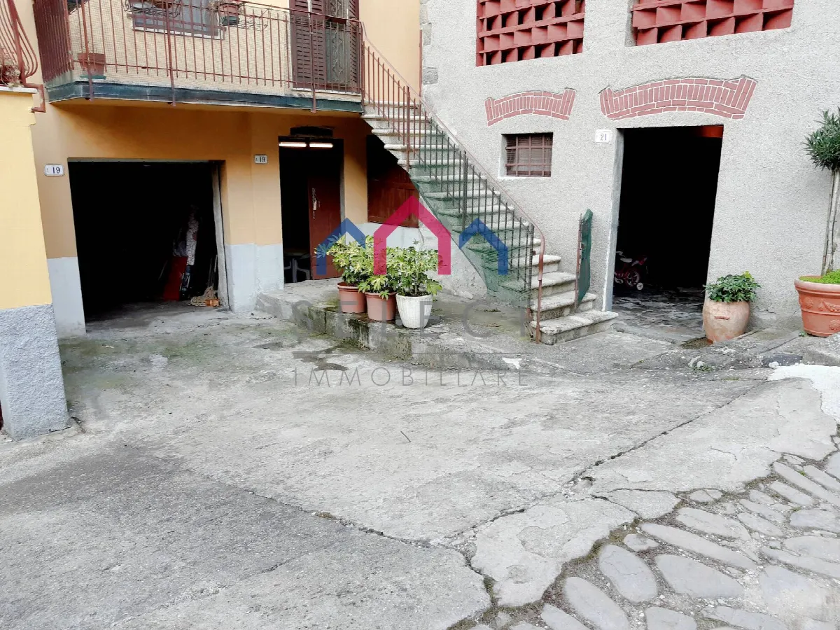 Casa Indipendente in vendita a Borgo a Mozzano - foto 2