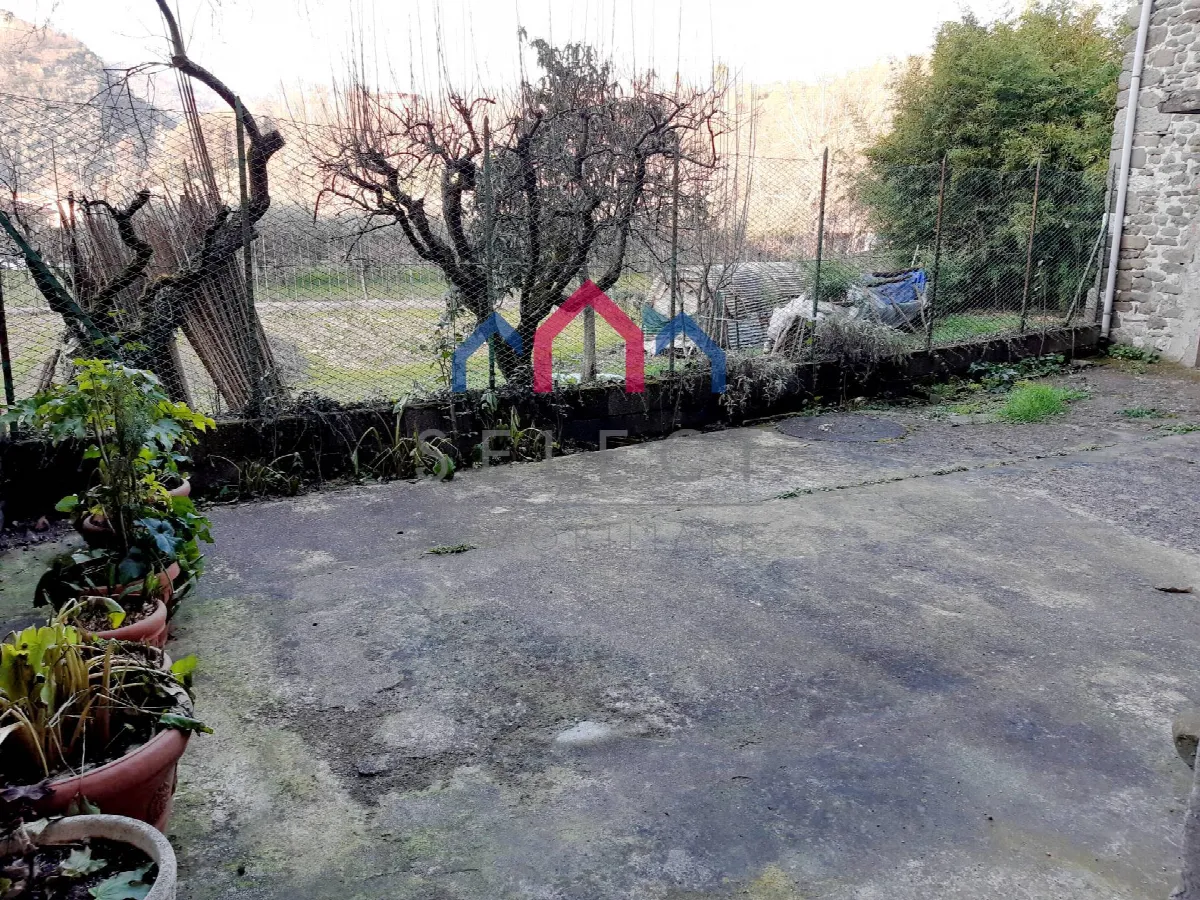 Casa Indipendente in vendita a Borgo a Mozzano - foto 4