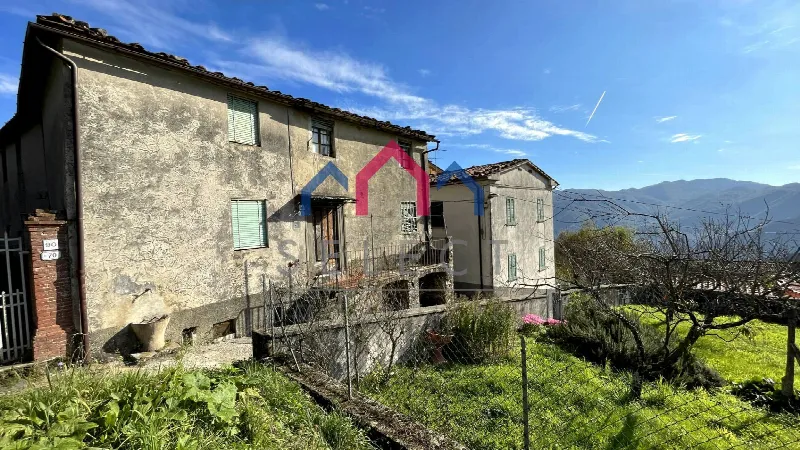 Casa Indipendente in vendita a Borgo a Mozzano - foto 1