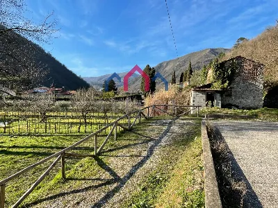 Rustico/Casale in vendita a Borgo a Mozzan... - foto 2