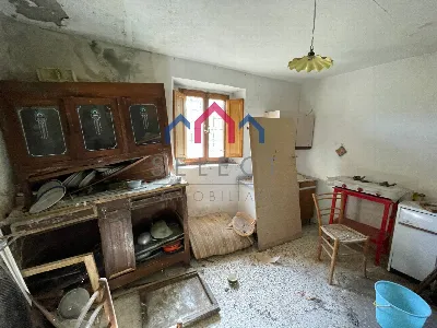 Casa Indipendente in vendita a Bagni di Lu... - foto 9