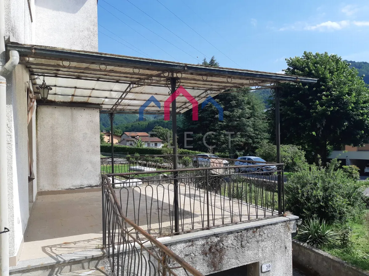 Casa Indipendente in vendita a Borgo a Mozzano - foto 2