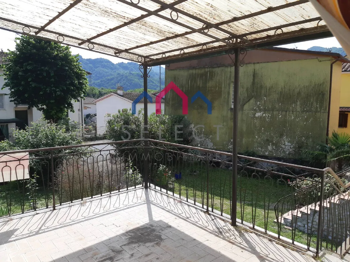 Casa Indipendente in vendita a Borgo a Mozzano - foto 5