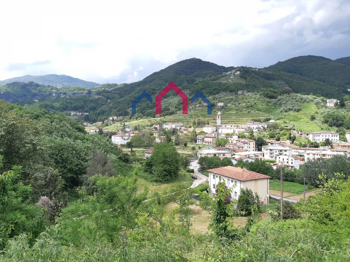 Casa Indipendente in vendita a Borgo a Mozzano - foto 2