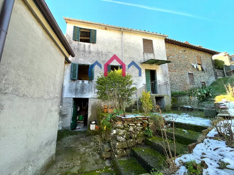 Casa Indipendente in vendita a Borgo a Mozzano - foto 1