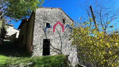 Casa Indipendente in vendita a Bagni di Lu... - foto 1