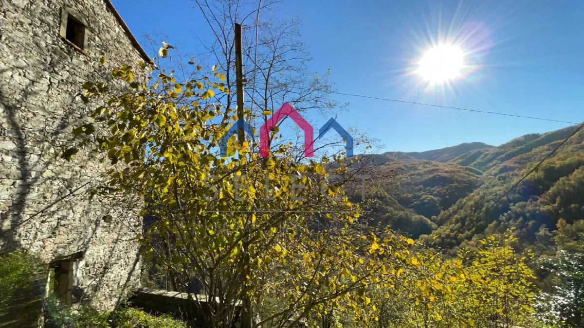 Casa Indipendente in vendita a Bagni di Lucca - foto 2