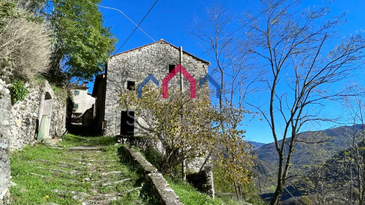 Casa Indipendente in vendita a Bagni di Lucca - foto 3