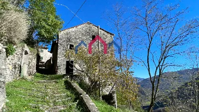 Casa Indipendente in vendita a Bagni di Lu... - foto 3
