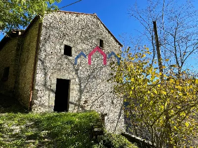 Casa Indipendente in vendita a Bagni di Lu... - foto 7