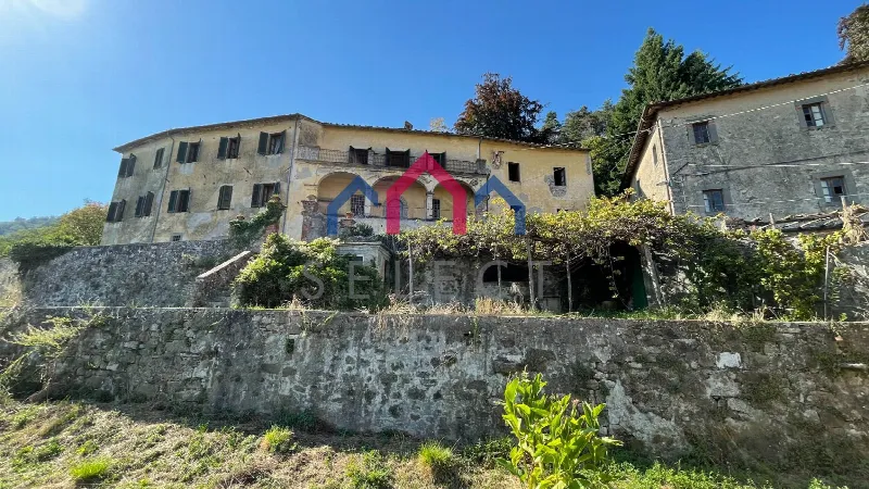 Villa in vendita a Pescaglia - foto 1
