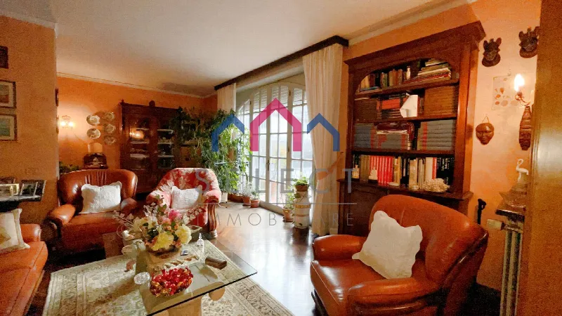 Villa in vendita a Bagni di Lucca - foto 1