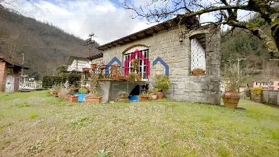Villa in vendita a Bagni di Lucca - foto 2