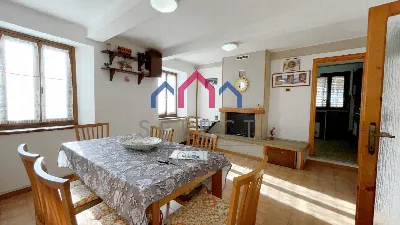 Casa Indipendente in vendita a Bagni di Lu... - foto 1