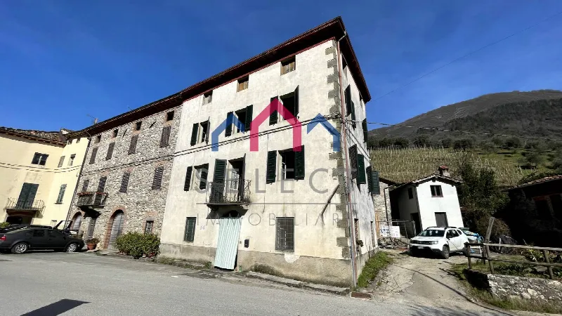 Casa Indipendente in vendita a Borgo a Mozzano - foto 1