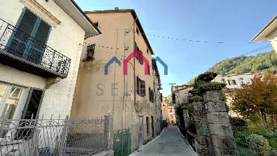 Casa Indipendente in vendita a Gallicano - foto 2
