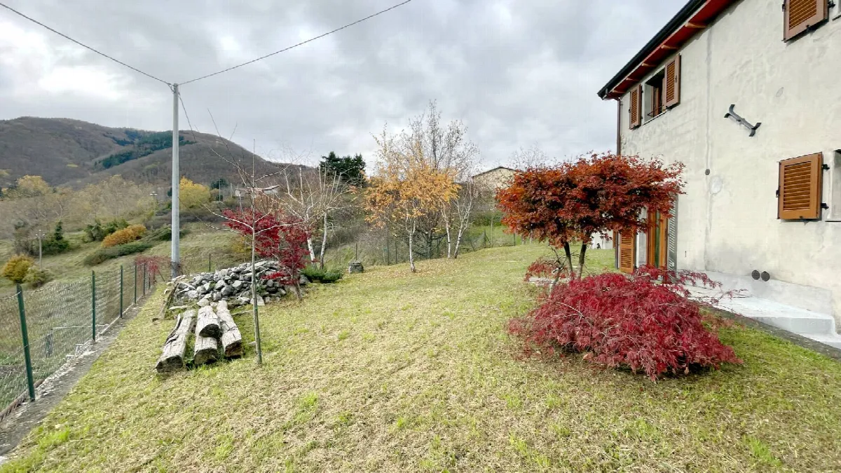 Casa Indipendente in vendita a Castelnuovo di Garfagnana - foto 5