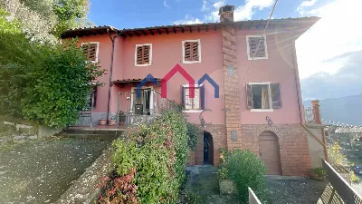 Casa Indipendente in vendita a Bagni di Lu... - foto 2