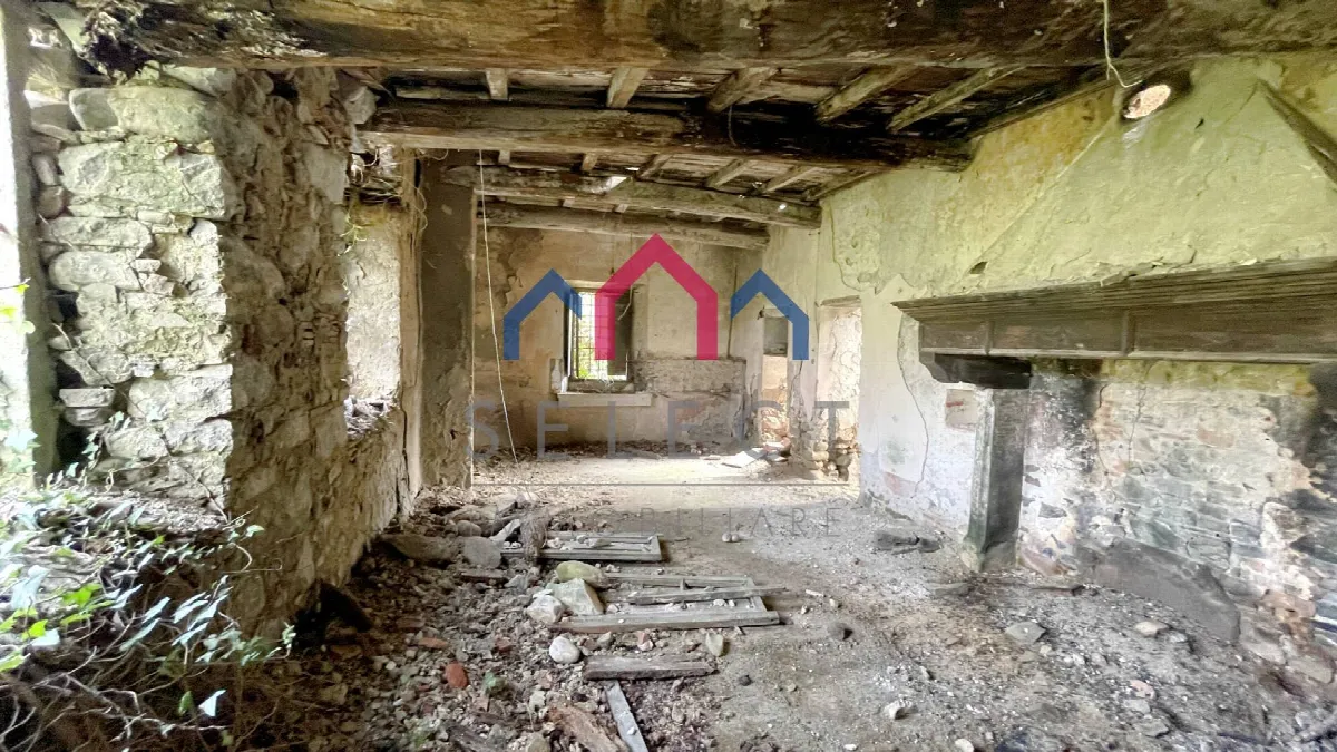 Rustico/Casale in vendita a Castiglione di Garfagnana - foto 4