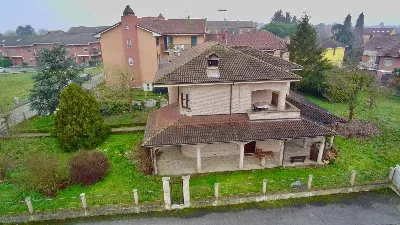 Villa in vendita a Castellazzo Bormida - foto 1