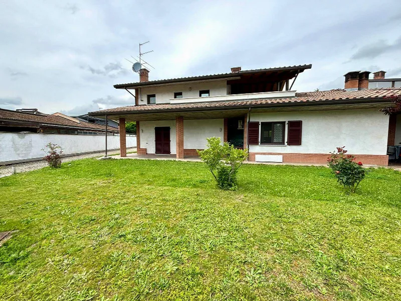 Villa in vendita a Castellazzo Bormida - foto 1