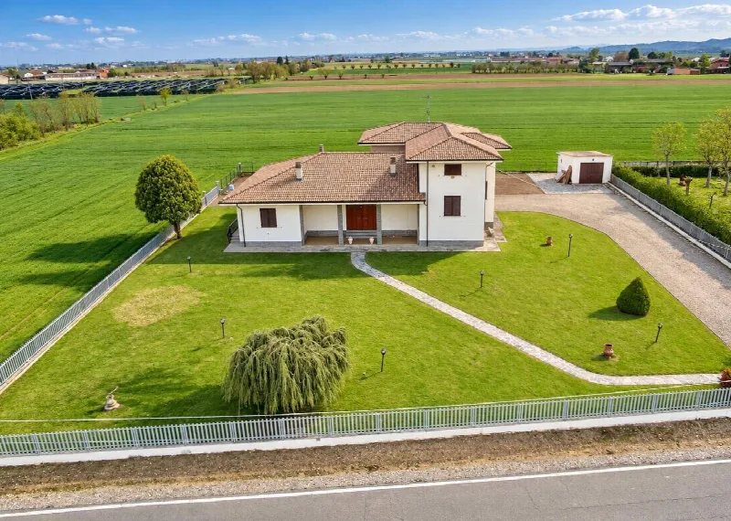 Villa in vendita ad Alessandria, San Giuliano Nuovo, San Giuliano Vecchio, Mandrogne - foto 1