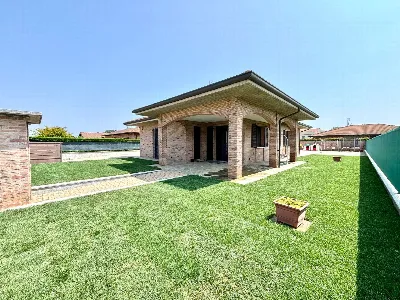 Villa in vendita a Alessandria, Spinetta M... - foto 2