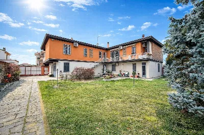Villa in vendita a Alessandria, Orti, gali... - foto 1