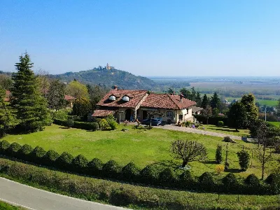 Villa in vendita a Pietra Marazzi - foto 1