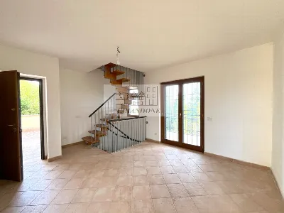 Villa in vendita a Rignano Flaminio - foto 4