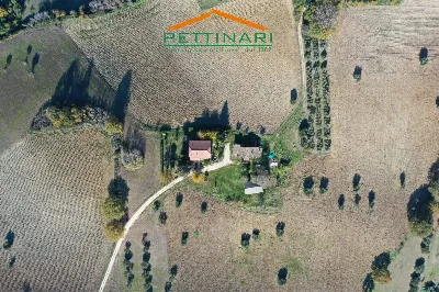 Rustico/Casale in vendita a Treia - foto 8