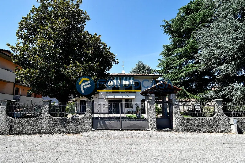 Villa in vendita a Corte Palasio - foto 1