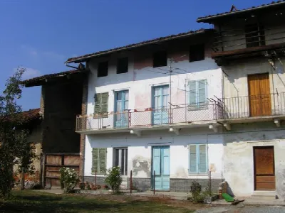 Casa Indipendente a Alice Castello