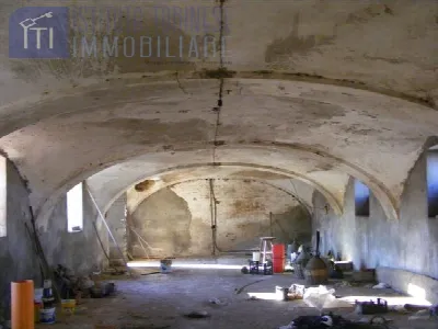 Rustico/Casale in vendita a Tronzano Verce... - foto 3